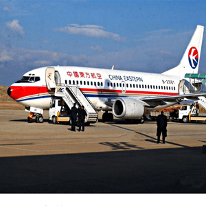 嘎洒机场快递航空快运业稳步发展的原因是什么？
